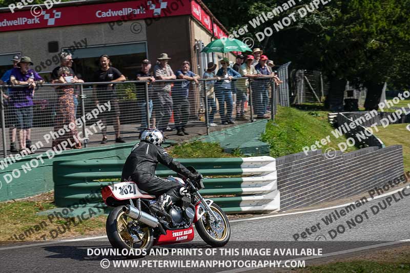 cadwell park;cadwell park photographs;cadwell trackday photographs;enduro digital images;event digital images;eventdigitalimages;peter wileman photography;racing digital images;trackday digital images;trackday photos